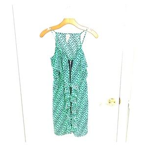 Fun dress for a summer night. Geometrical design